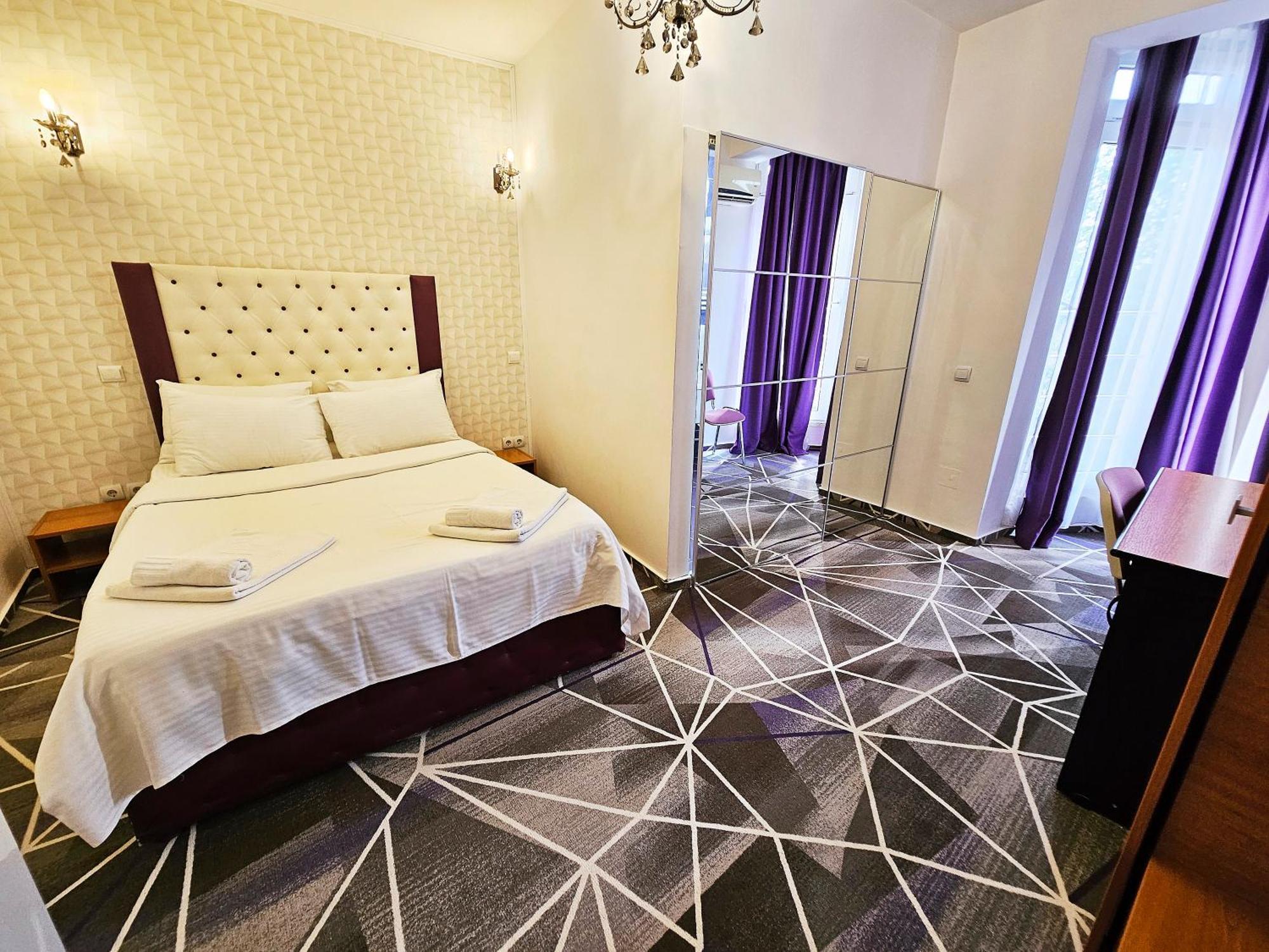 Hotel Iris Boutique à Otopeni Extérieur photo