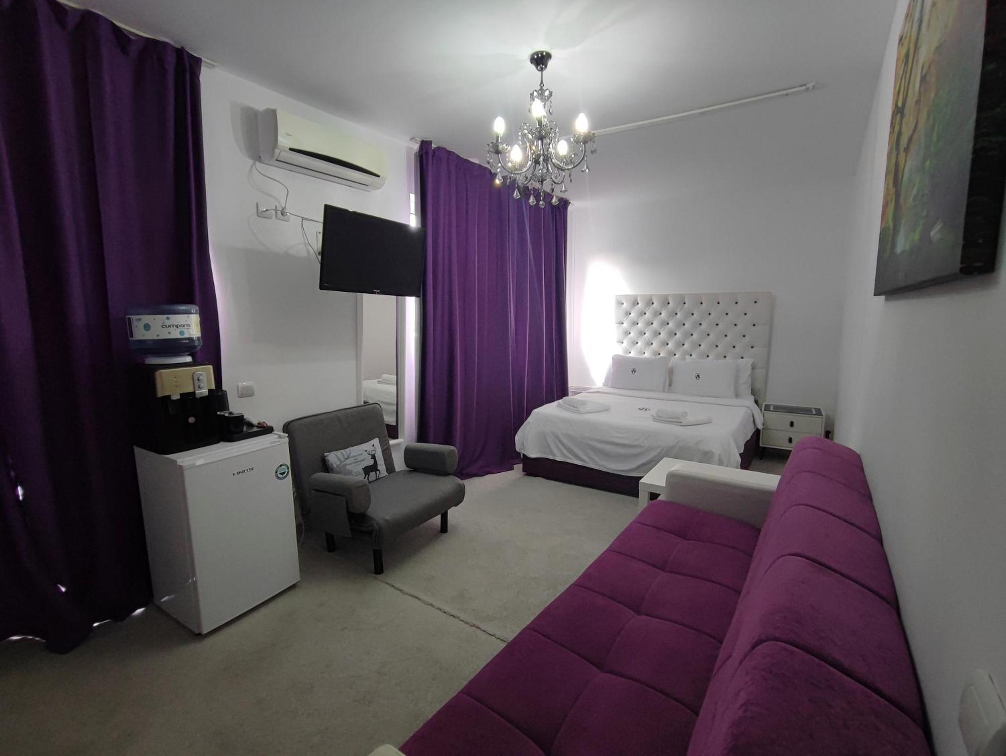 Hotel Iris Boutique à Otopeni Extérieur photo